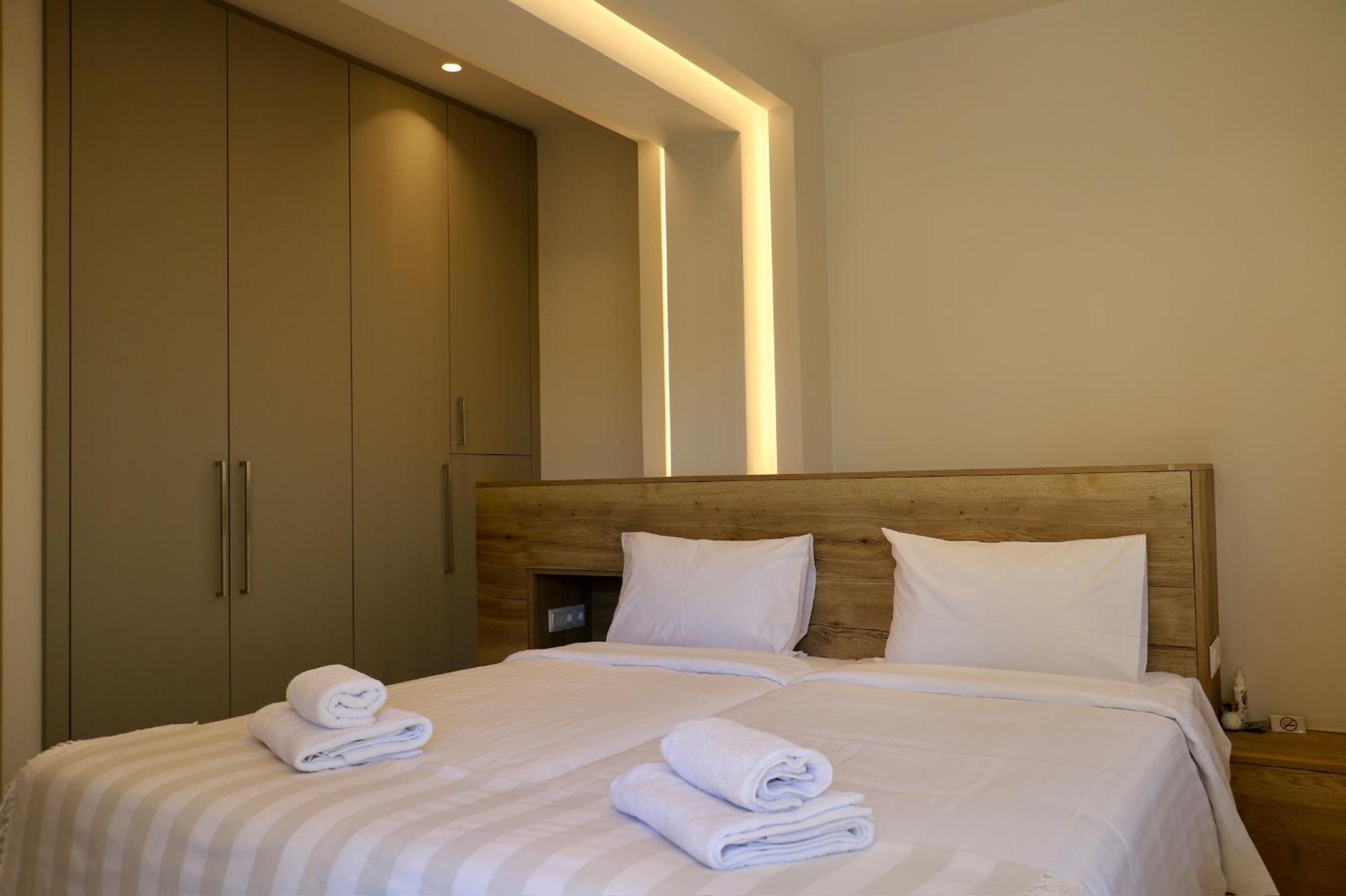 Kamilari Epavlis Luxury Apartments Ground Floor Esterno foto